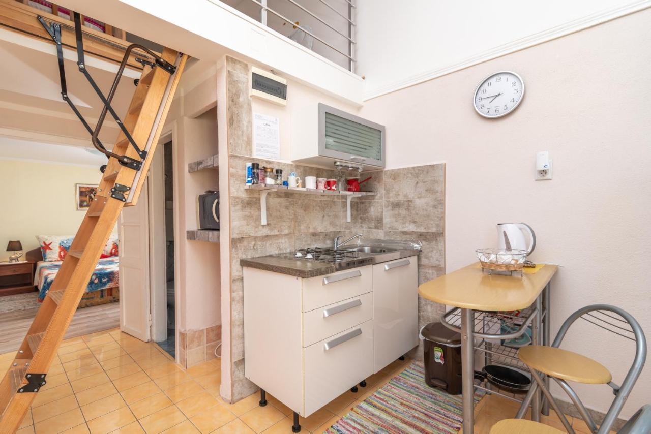 Apartmani Kate Trogir Exterior photo