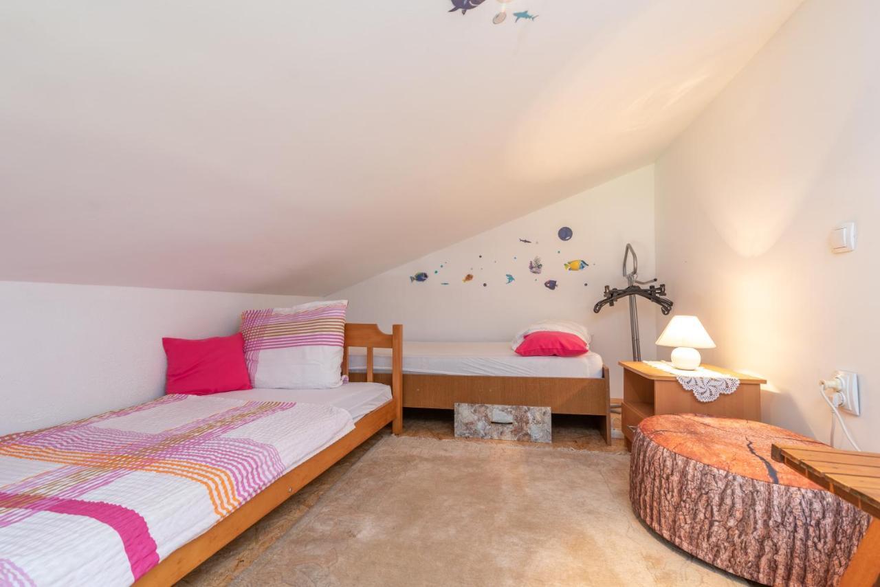 Apartmani Kate Trogir Exterior photo